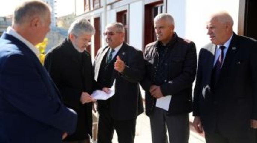 Başkan Tuna İstişarelere Devam Ediyor