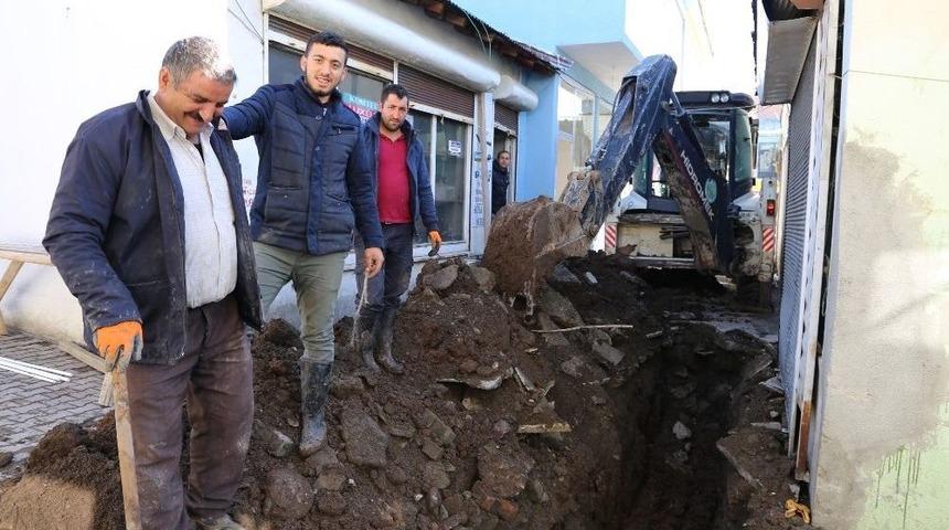 Varto Belediyesi Kanalizasyon &Ccedil;alışmalarına Hız Verdi