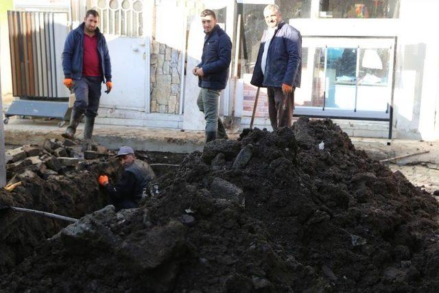 Varto Belediyesi Kanalizasyon Çalışmalarına Hız Verdi