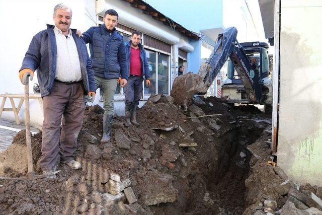 Varto Belediyesi Kanalizasyon Çalışmalarına Hız Verdi