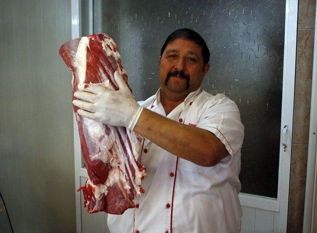 T&uuml;rkiye Kasaplar Federasyonu Başkan Vekili Osman Yardımcı: 1