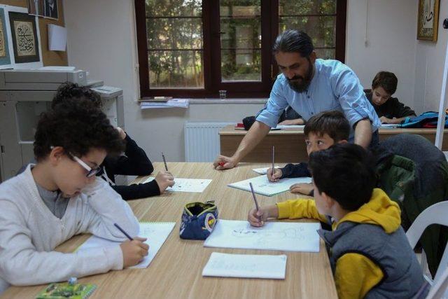 Karikat&uuml;r Okulunda Dersler Başladı 2