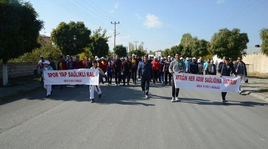 Sağlıklı Yaşam İ&ccedil;in Y&uuml;r&uuml;d&uuml;ler