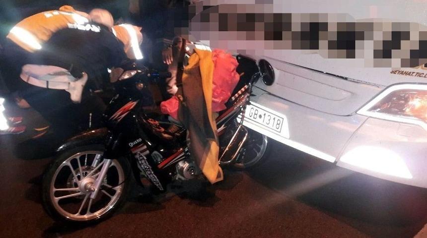 Samsun&rsquo;da Yolcu Otob&uuml;s&uuml; Motosiklete &Ccedil;arptı: 1 &Ouml;l&uuml;, 1 Yaralı