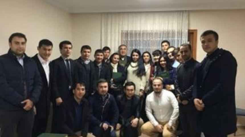 &Ouml;zbekistan&rsquo;ın Ankara B&uuml;y&uuml;kel&ccedil;isi T&uuml;rkiye&rsquo;deki &Ouml;zbekistanlı &Ouml;ğrencileri Kabul Etti