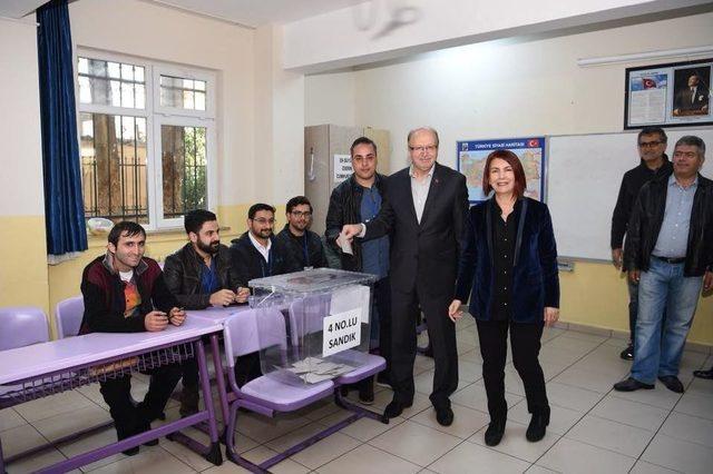 Avcılarda Pazar Yerini Belirlemek İçin Referandum 2