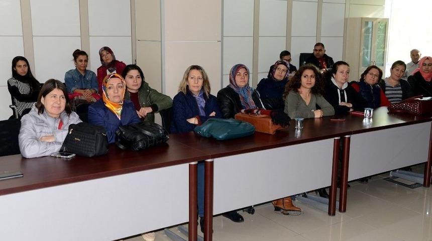 Tepabaşı Beldiyesi&rsquo;nden Temizlik Personeline Eğitim