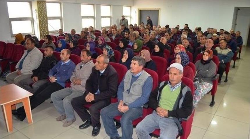 İvrindi&lsquo;de Bağımlılıkla M&uuml;cadele Semineri D&uuml;zenlendi.