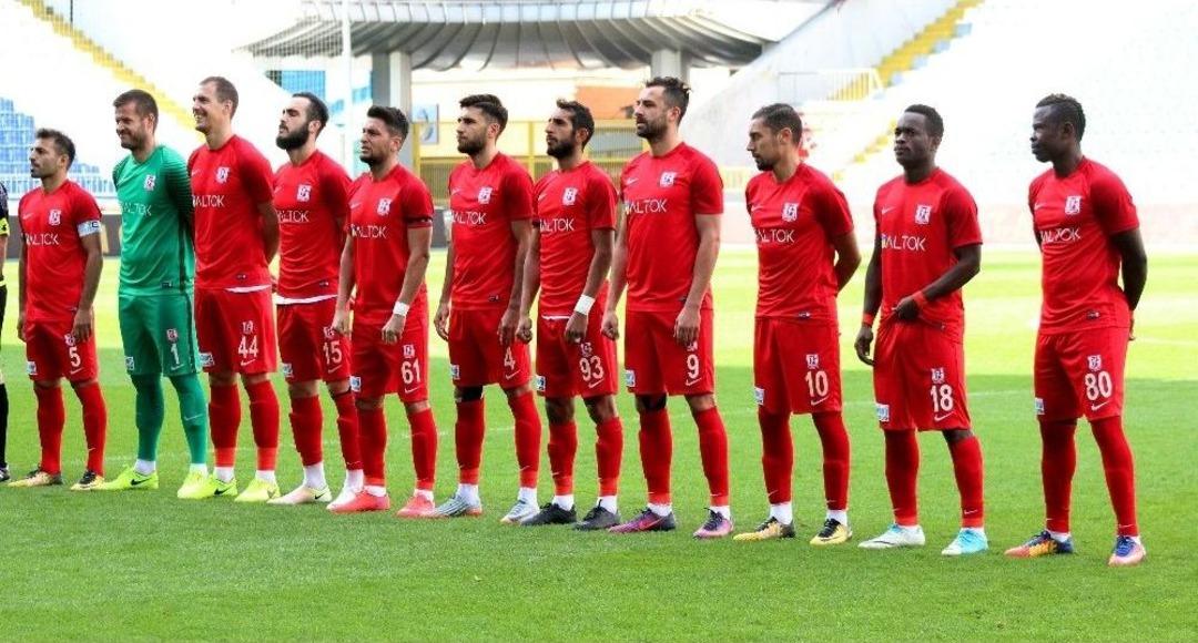 Tff 1. Lig: İstanbulspor: 4 - Balıkesirspor Baltok: 1