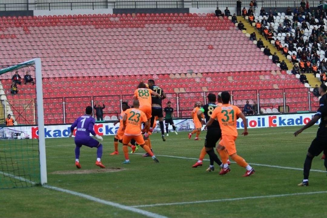 S&uuml;per Lig: Teleset Mobilya Akhisarspor: - Aytemiz Alanyaspor: 4 (ma&ccedil; Sonucu)