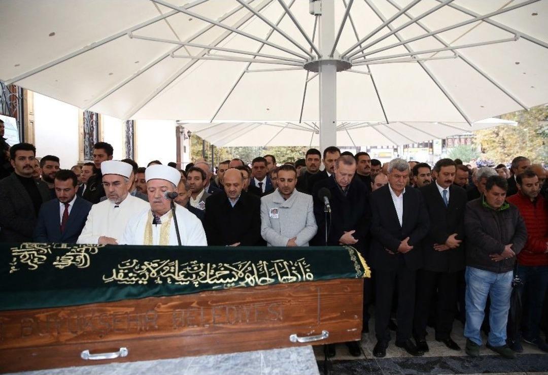 Cumhurbaşkanı Erdoğan&rsquo;dan Sınıf Arkadaşına Son G&ouml;rev