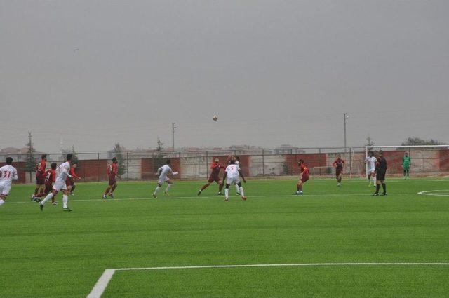 Bölgesel Amatör Lig: Sandıklıspor: 1 - Torbalıspor: 2