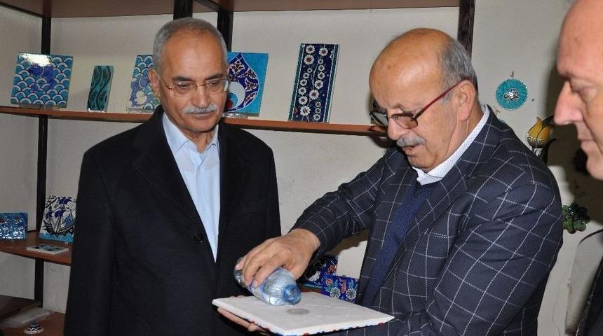 Danıştay Cumhuriyet Başsavcısı Yılmaz, İznik&rsquo;e Hayran Kaldı