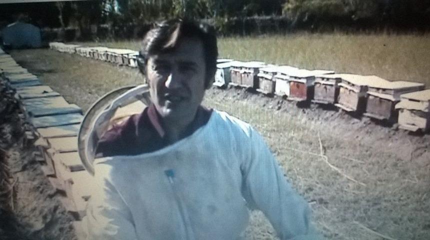 Arıcıların Kışlık Hazırlıkları S&uuml;r&uuml;yor