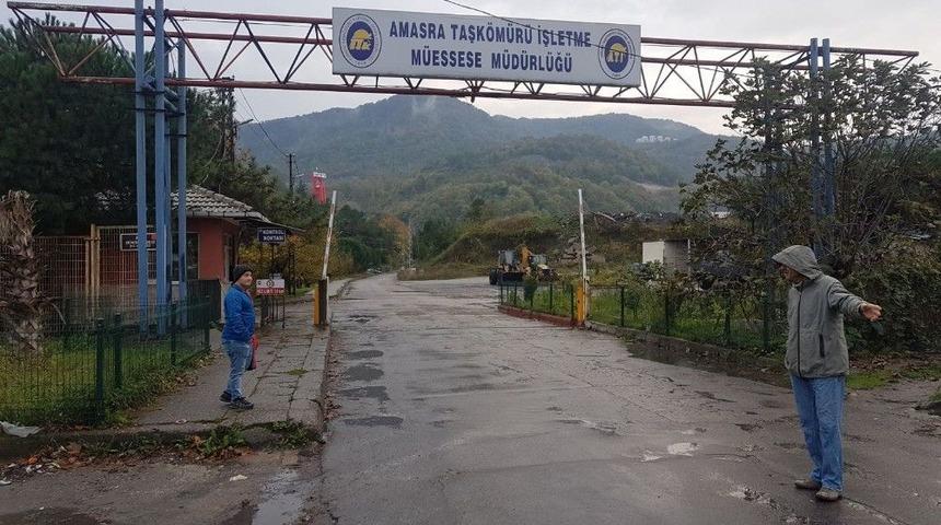 Torba Yasaya Tepki G&ouml;steren Madenciler Kendilerini Ocağa Kilitledi