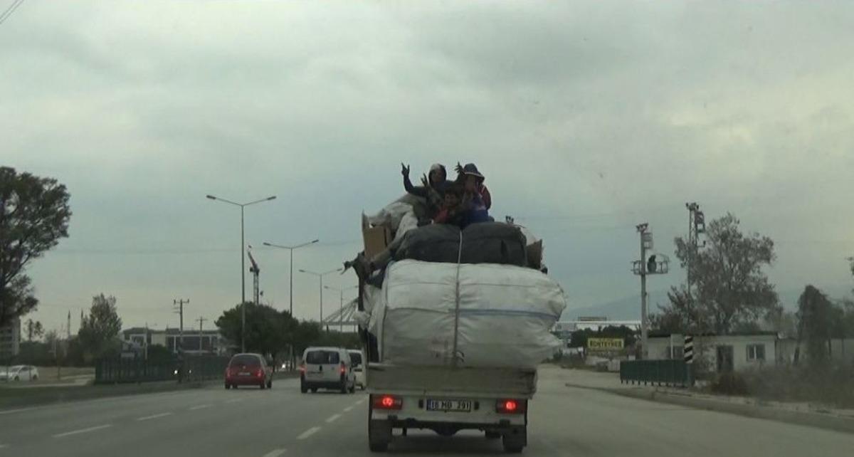 (&ouml;zel Haber) Trafikte Tehlikeli Yolculuk Kameralara Yansıdı