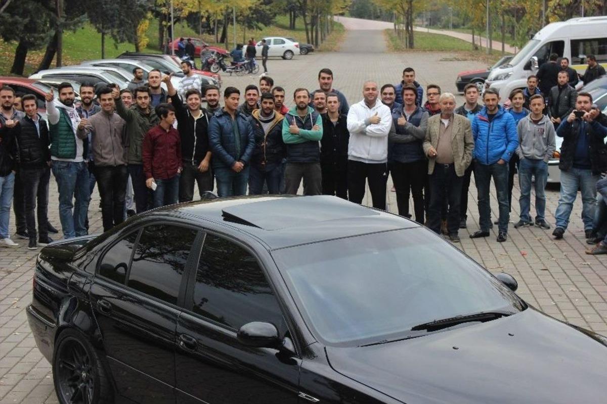 Otomobil Tutkunları Toplandı, Cam Film Yasağını Protesto Etti