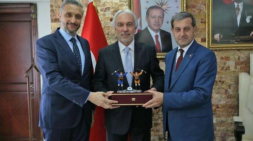 Simav Heyeti&rsquo;nden, Başkan Sara&ccedil;oğlu&rsquo;na Ziyaret