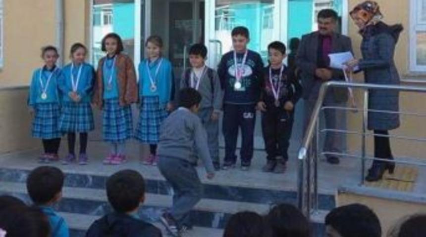 Masa Tenisi Kursu Sona Erdi