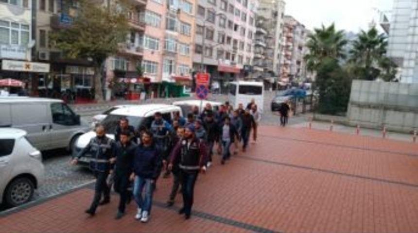 Kocaeli’de 16 Kişi Fetö’den Adliyede