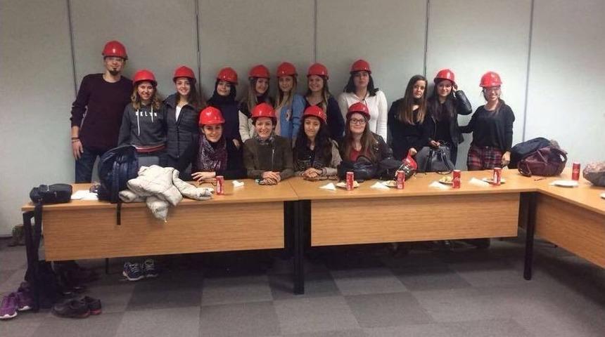 &Uuml;niversite &Ouml;ğrencilerinden Mısır İşleme Fabrikasına Teknik Gezi