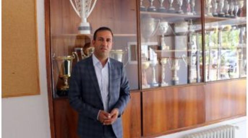 E. Yeni Malatyaspor&rsquo;da Yenilgiye Rağmen Y&uuml;zler G&uuml;l&uuml;yor