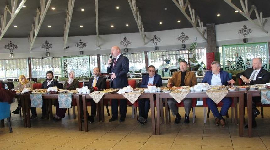 Ak Parti&rsquo;li G&uuml;ndoğdu: "b&ouml;yle M&uuml;ttefiklik Olmaz"