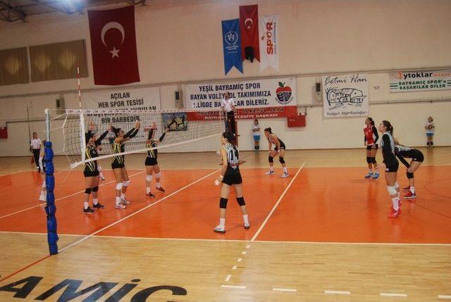 Yeşil Bayramiçspor İlk Galibiyetini Aldı