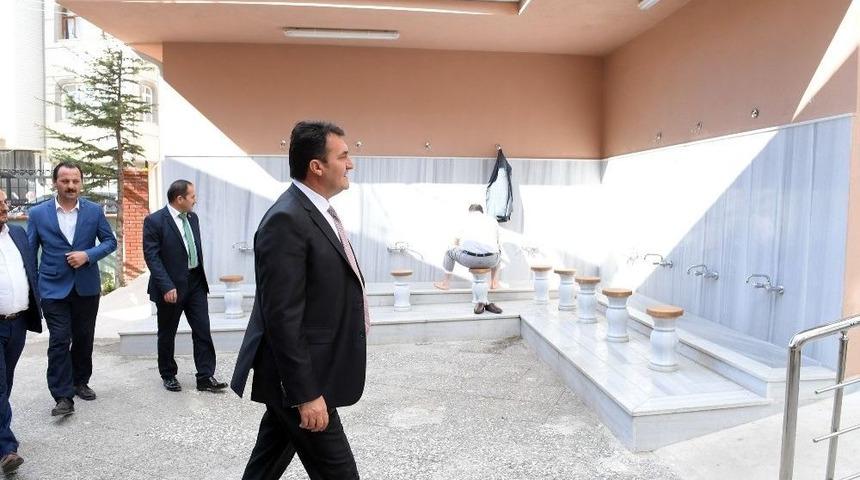 Hacı Zahide Camii Yenilenen Y&uuml;z&uuml;yle Hizmette