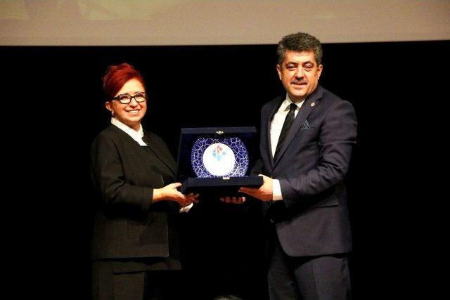 T&uuml;rk D&uuml;nyası Belgesel Film Festivali Hk&uuml;&rsquo;de Ger&ccedil;ekleşti 1