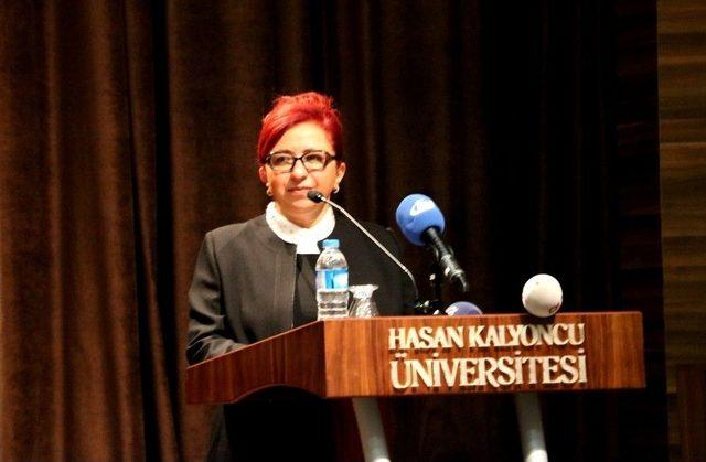 T&uuml;rk D&uuml;nyası Belgesel Film Festivali Hk&uuml;&rsquo;de Ger&ccedil;ekleşti 2