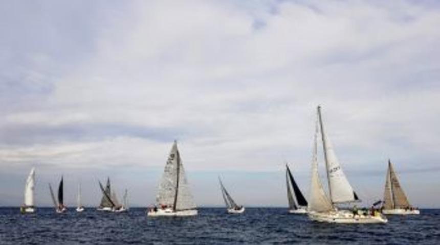 Sonbahar Trofesi Çeşme’de Devam Ediyor