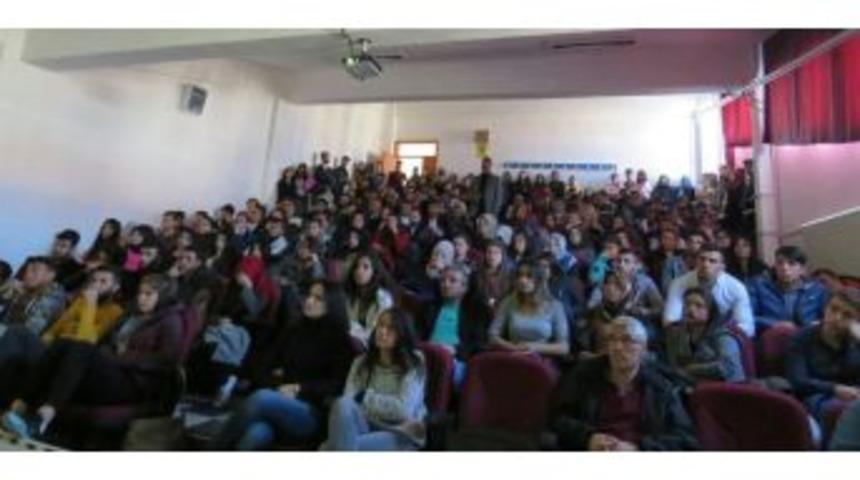 &Uuml;niversite &Ouml;ğrencileri Ter&ouml;r Tehdidine Karşı Bilin&ccedil;lendirildi