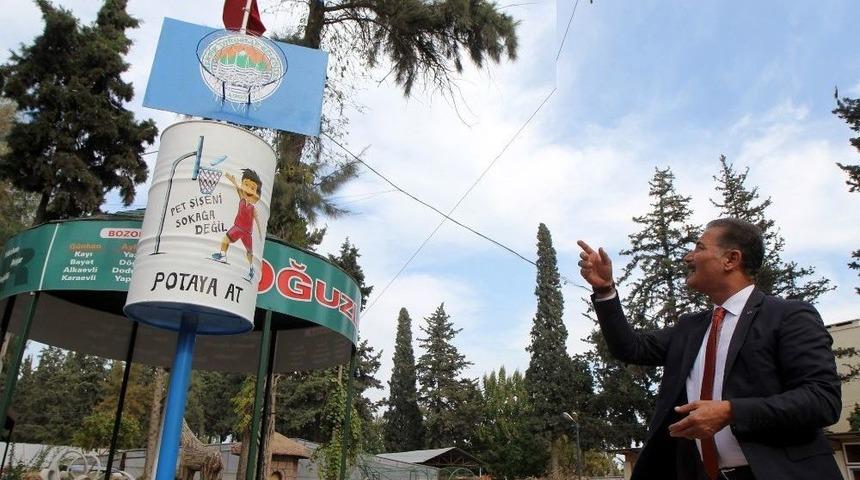 Toroslar&rsquo;dan Basketbol Potası Şeklinde Pet Şişe Kutusu