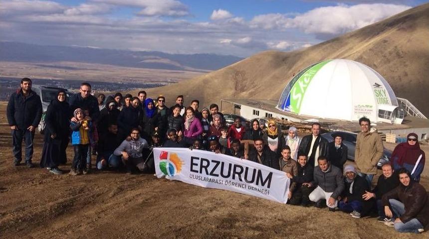 10 &Uuml;lkeden 60 &Ouml;ğrenci Kayıt Yaptırdı