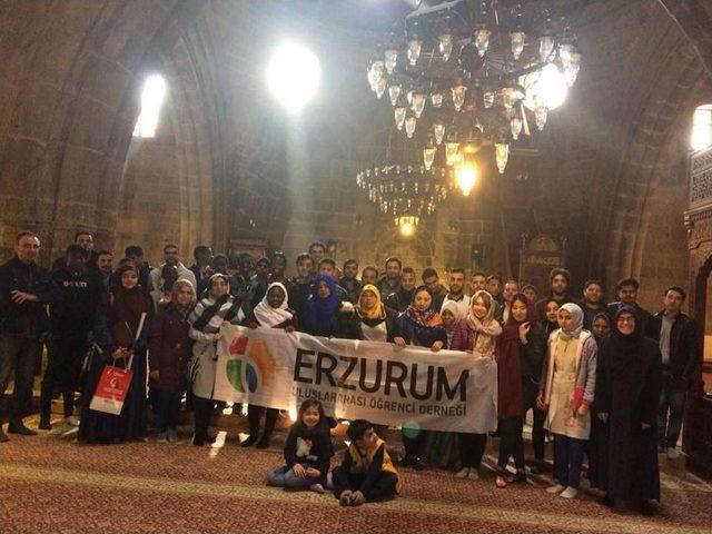 10 Ülkeden 60 Öğrenci Kayıt Yaptırdı 1