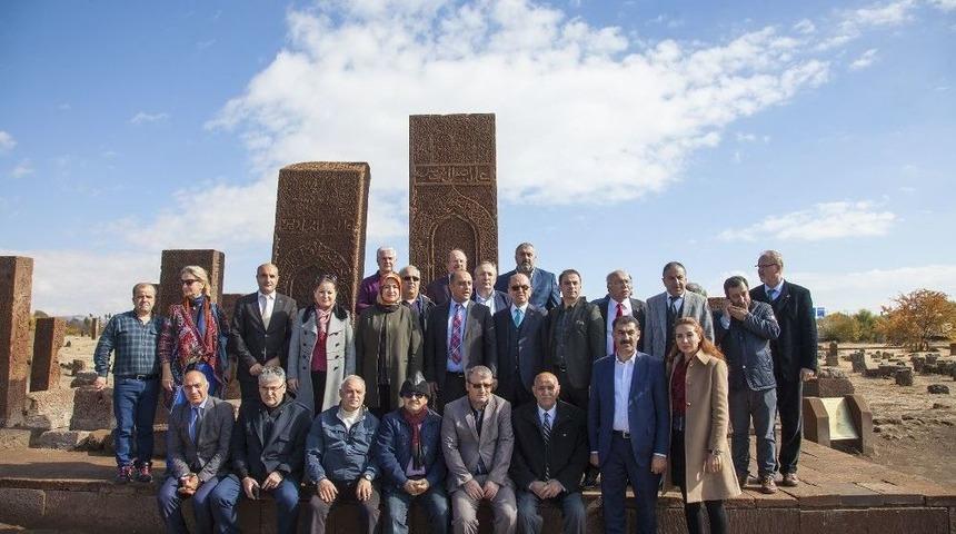 Bildef Heyeti Ahlat&rsquo;a Hayran Kaldı