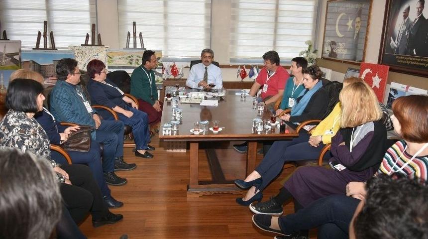 Değişim Programı İ&ccedil;in 4 &Uuml;lkeden Gelen Eğitimciler Alıcık&rsquo;ı Ziyaret Etti