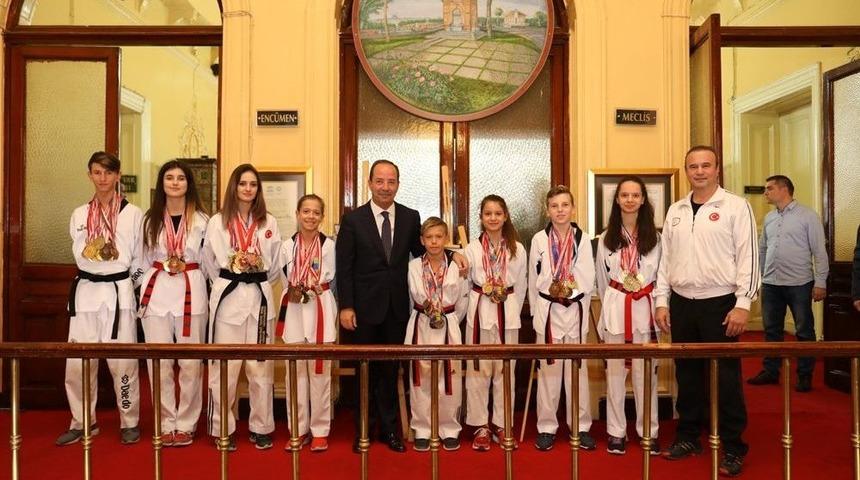 Karadeniz Ve Erman&rsquo;a Fahri Hemşehrilik Beratı