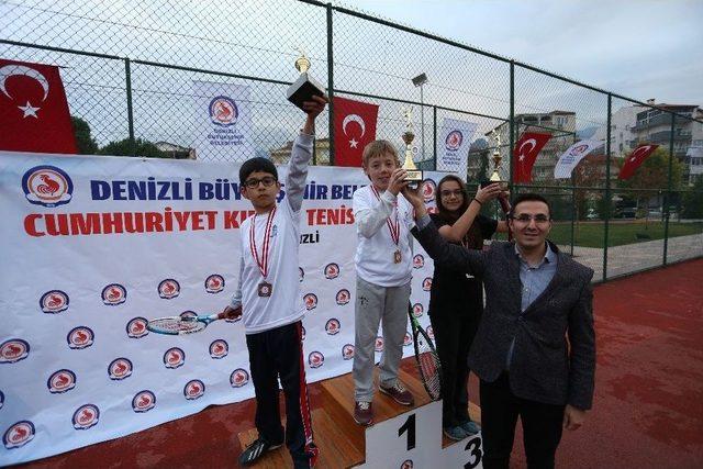 Büyükşehir’den Tenis Turnuvası