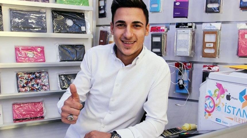 Gen&ccedil; Telefoncu Afgan &Ccedil;eteyi &Ccedil;&ouml;kertti