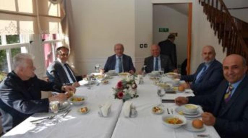 Başkan Albayrak, Tekirdağ&rsquo;ın Eski Belediye Başkanlarını Ağırladı