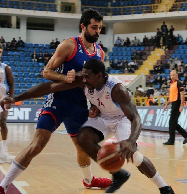 Tahincioğlu Basketbol Süper Ligi: Trabzonspor: 89- Anadolu Efes: 96