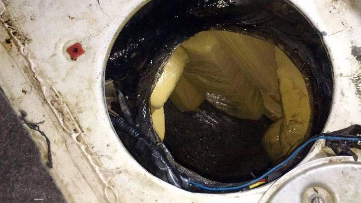 Van Polisi 10 Ayda 3 Ton 695 Kilo Uyuşturucu Ele Geçirdi G5