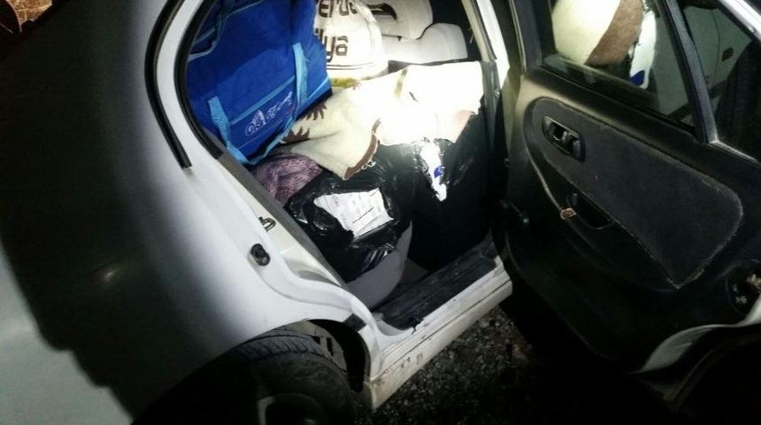 Bavul Ve &Ccedil;antalara İstiflenmiş 6 Bin 900 Paket Ka&ccedil;ak Sigara Ele Ge&ccedil;irildi