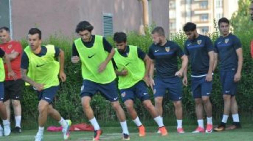 Kayserispor, &Ccedil;arşamba G&uuml;n&uuml; Topbaşı Yapacak