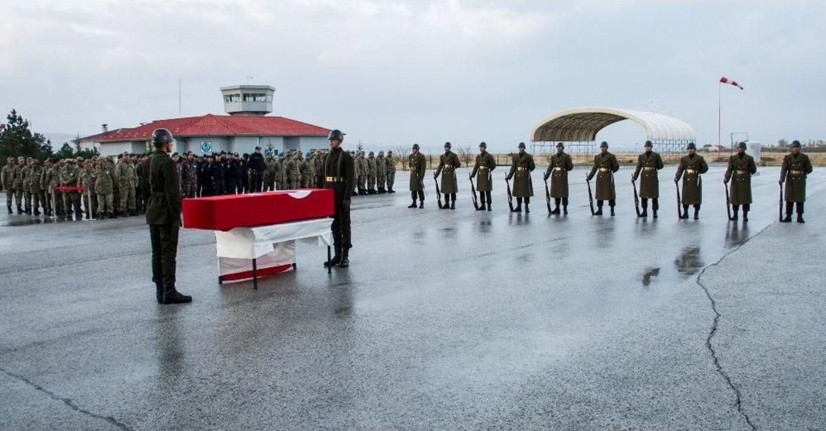 Şehit &Uuml;steğmen Memleketine Uğurlandı