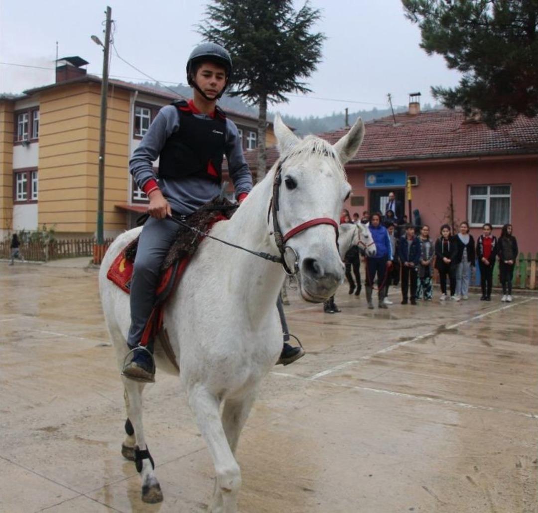 Amasya&rsquo;da &ldquo;d&ouml;rtnala Eğitim&rdquo;