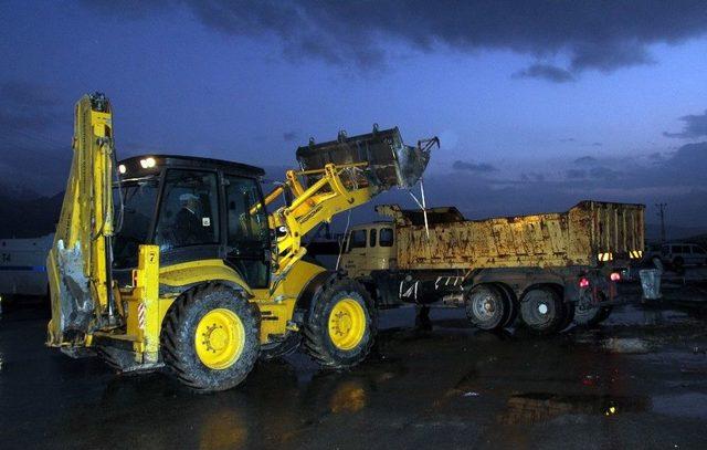 Van’da Kaçak Kesim Yapan Barakalar Kaldırıldı 2