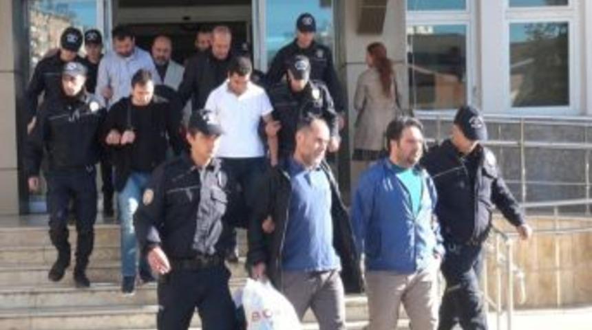 Fet&ouml;&rsquo;n&uuml;n Dershane Ve Yurt G&ouml;revlilerine Eş Zamanlı Operasyon